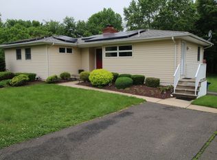 834 Ridge Rd, Monmouth Junction, NJ 08852