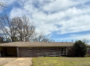 708 S 29th St, Muskogee, OK 74401