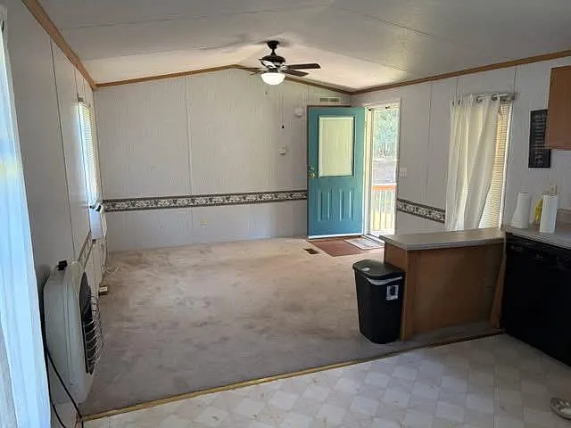 120 Calvin Ln - 120 Calvin — Photo 4