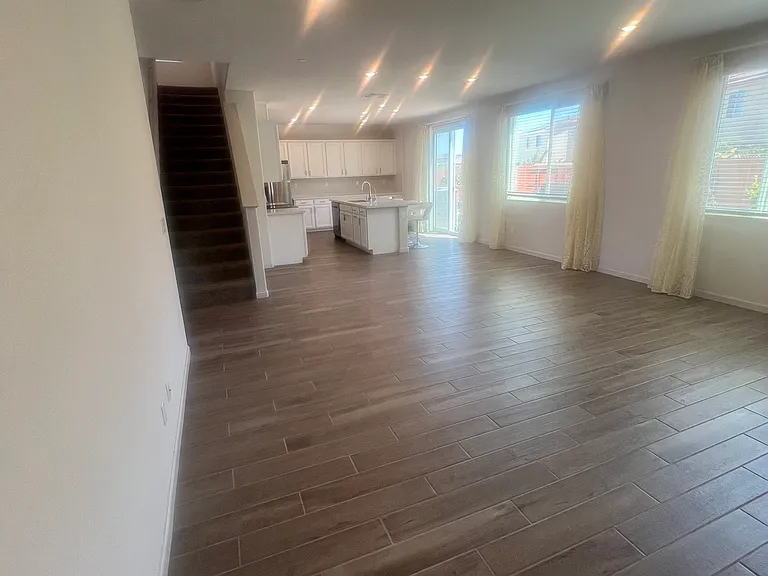 1878 Holland Ln — Photo 30