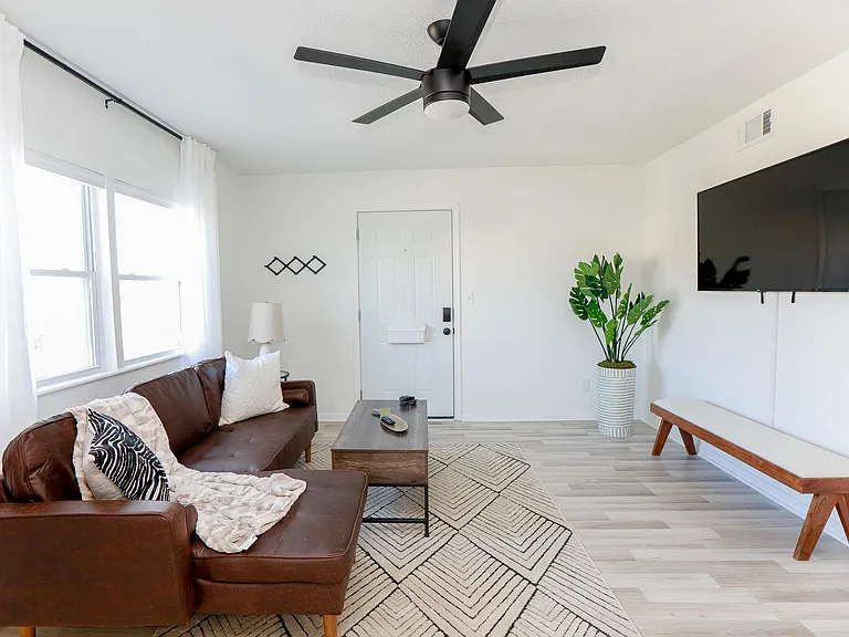 1278 W Ocean View Ave #B — Photo 3