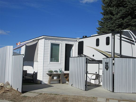 3rd image of 415 Commonwealth Rd #617