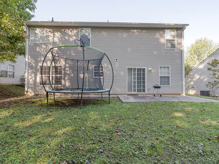 223 Stockbridge Dr — Photo 27