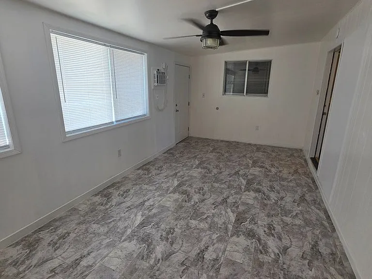 1160 Jasper Ave — Photo 13