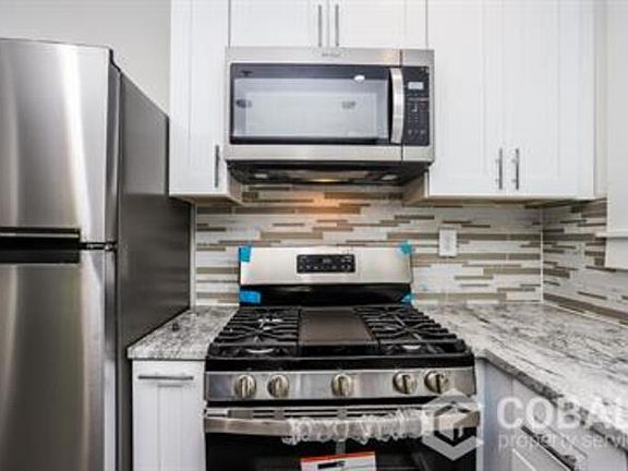 5th image of 678 Moreland Ave NE #2