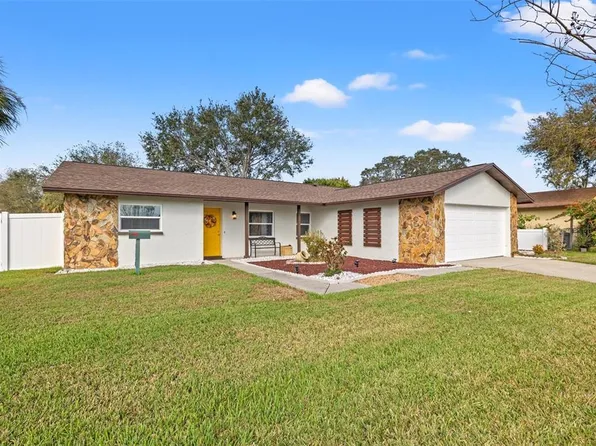 5834 71st St N, Saint Petersburg, FL 33709