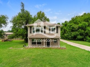 211 Peck St, Vine Grove, KY 40175