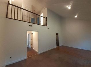 23 Fox Hill Dr, Kilmarnock, VA 22482