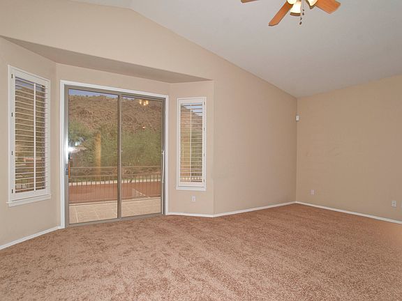 4th image of 9656 E Grandview St