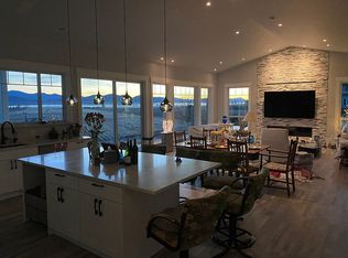 17927 Best Rd, Mount Vernon, WA 98273