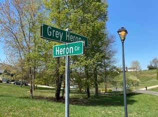 Heron Cir, Abingdon, VA 24211