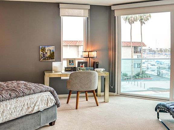 Bedroom at Esprit Apartment Homes
