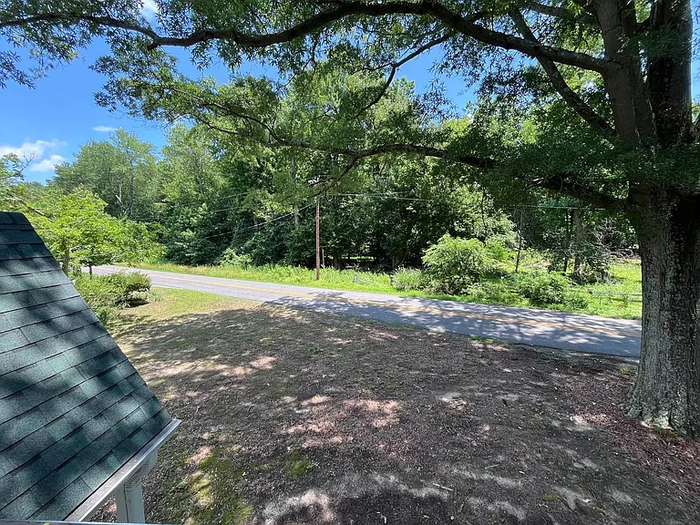 5800 Fenwick Rd — Photo 50