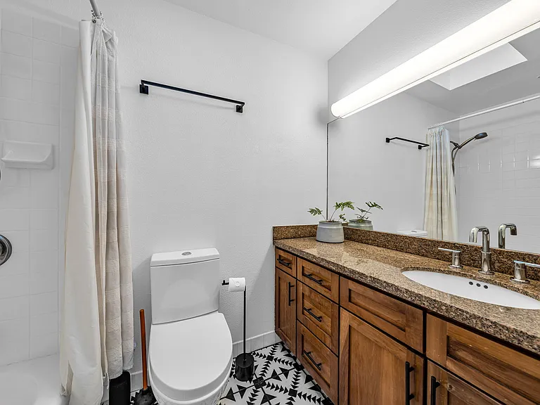 950 Harrison St #212 — Photo 33
