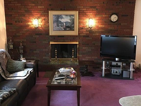 3rd image of 119 Floral St