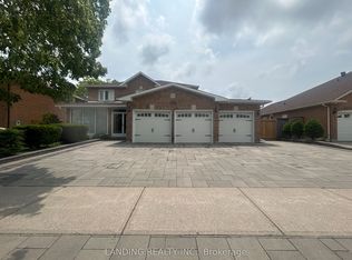 109 Highglen Ave, Markham, ON L3R 8R8