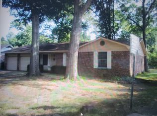 57 Warwick Rd, Little Rock, AR 72205