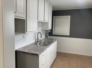 5216 Bennett Rd, Toledo, OH 43612