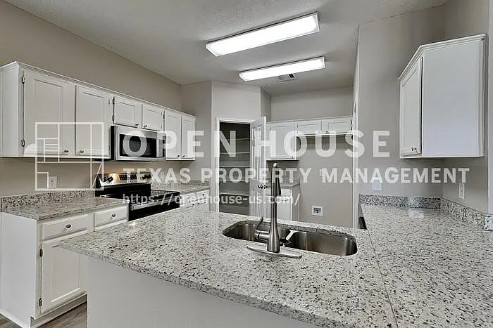 2709 Cherokee Trl — Photo 4
