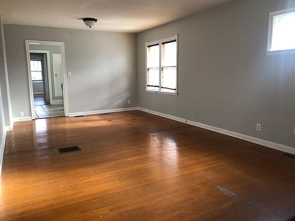 Living Room & Dining Area