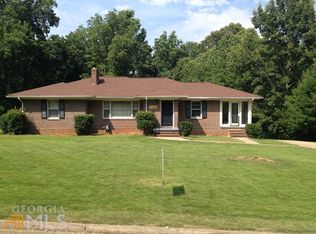 886 Parkhill Pl, Gainesville, GA 30501