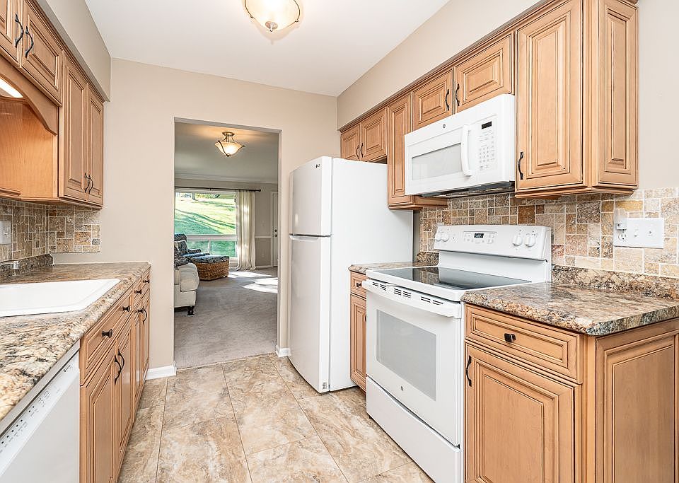 981 Wexford Way, photo 12
