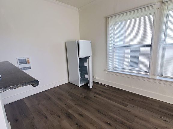 4th image of 1735 N Gramercy Pl APT 106