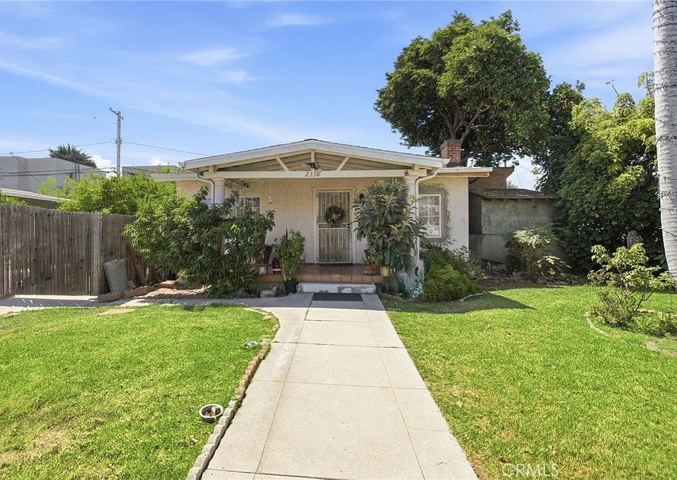 1st image of 2338 Ridgeview Ave