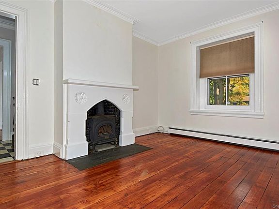 2nd image of 478 Grace Church St