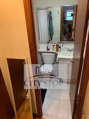Rented by City Stop Realty | media 5