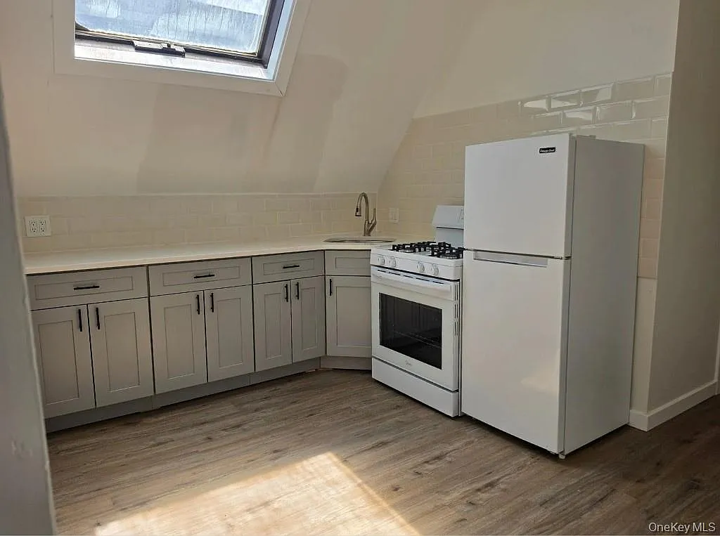 1 bed, 1.0 bath, 525 sqft, $2,200 — Photo 3