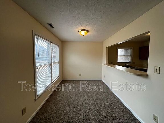 3rd image of 1031-2 Ancestry Dr