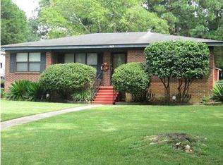 509 W Valley Rd, Chickasaw, AL 36611