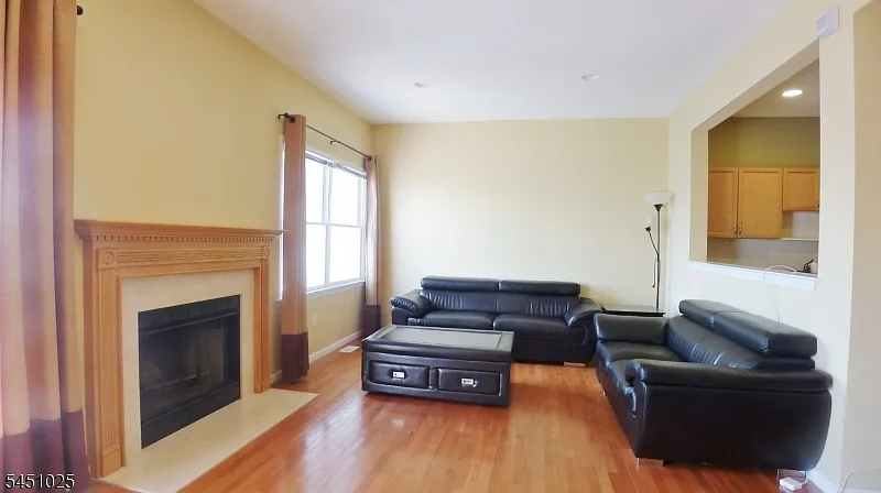 370 Summerhill Dr