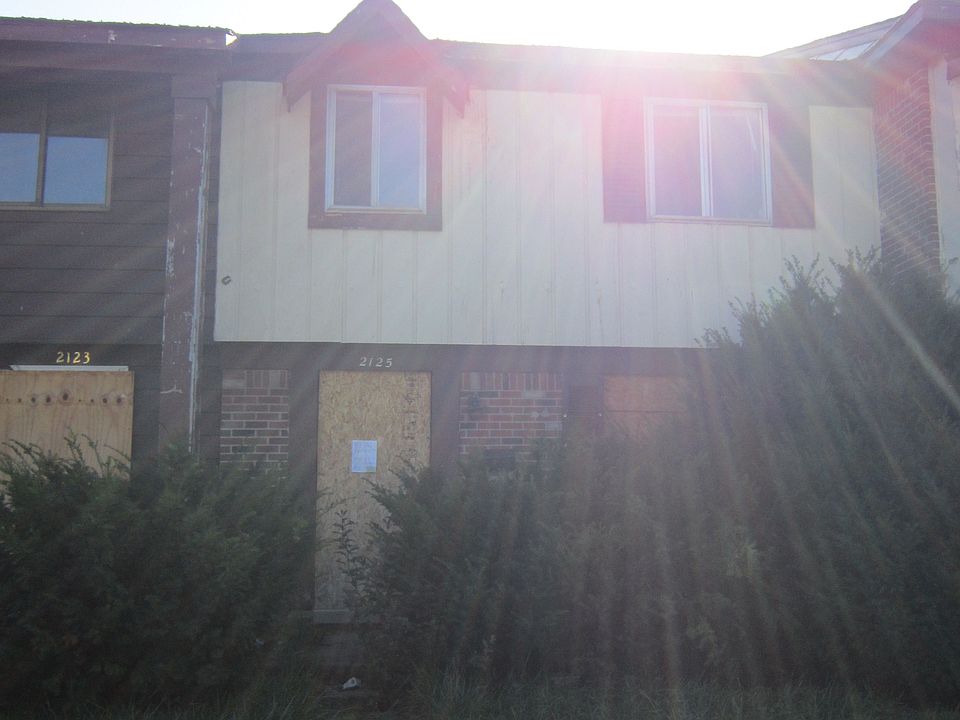 1st image of 2125 Margery St