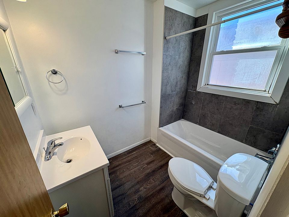 1st image of 17 E Howard St #1