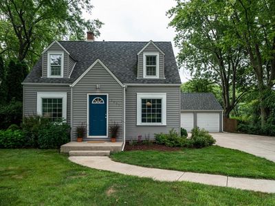 1952 N 119th STREET, Wauwatosa, WI, 53226