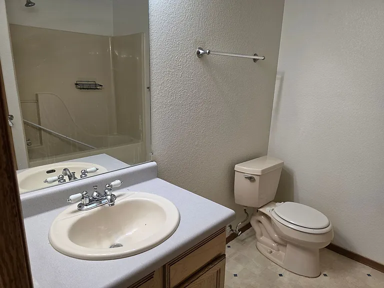 2302 South Dr — Photo 11