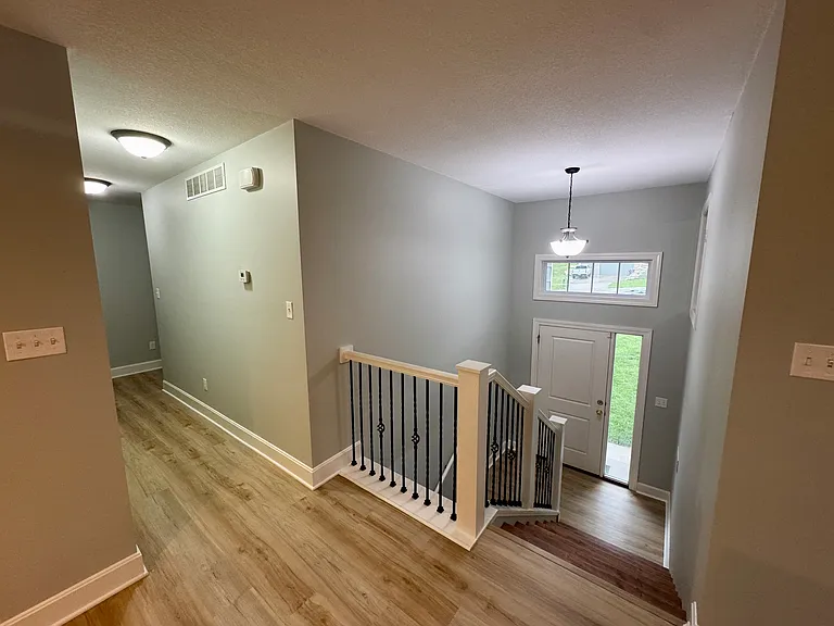 4923 Shadowridge Dr — Photo 3