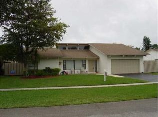 11300 Woodchuck Ln, Boca Raton, FL 33428