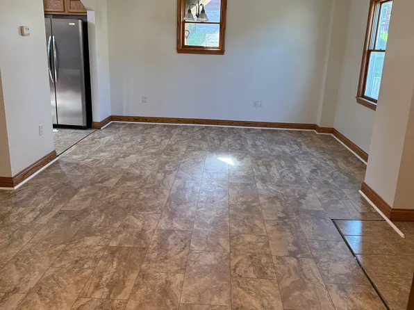 326 Knarr St APT D, Du Bois, PA 15801