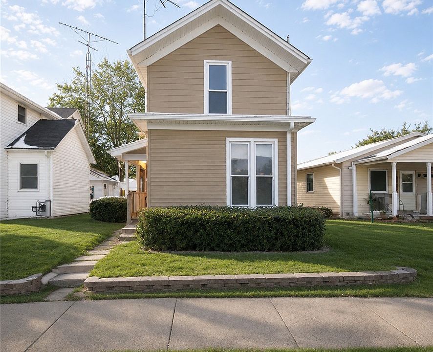 1st image of 513 Euclid Ave