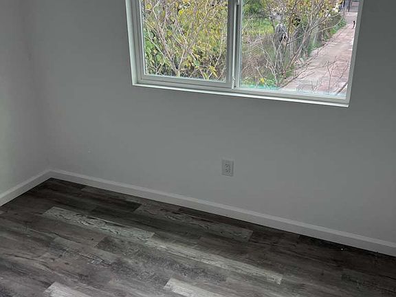 2nd image of 1211 E 71st St #11503677