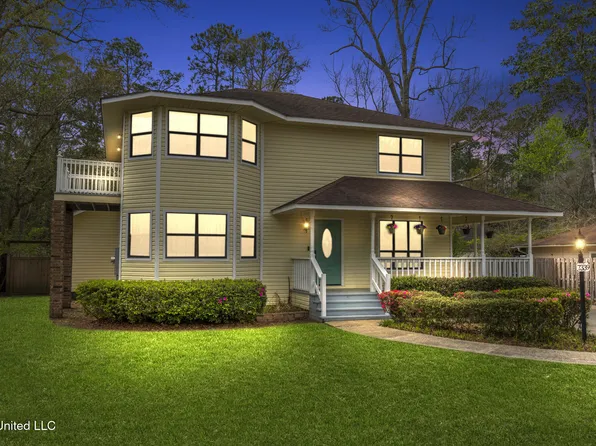 7339 Anela Dr, Diamondhead, MS 39525