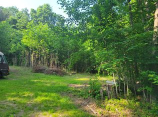 2069 Cartwright Loop, Albany, KY 42602