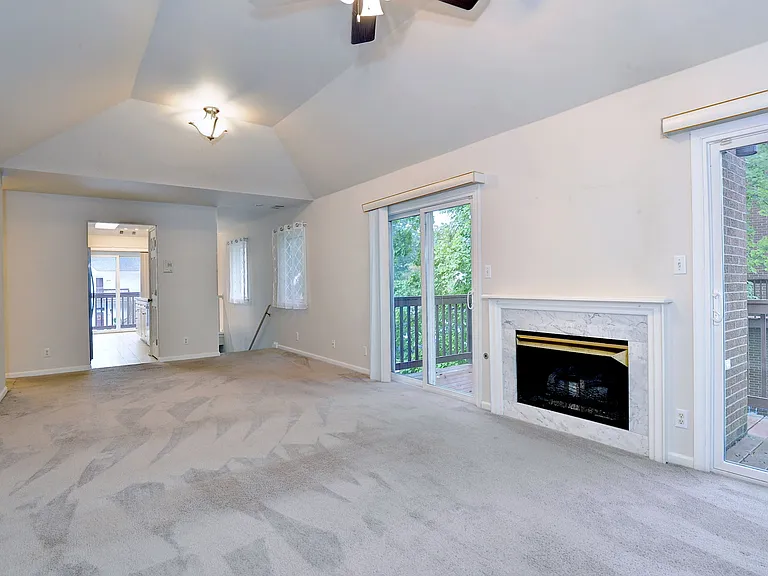 526 Ironwood Dr — Photo 4