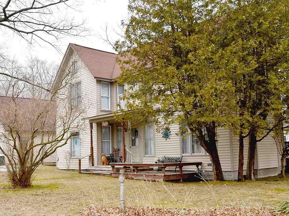 1st image of 205 Forest Ave