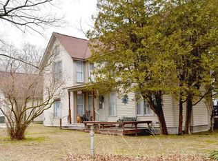 205 Forest Ave, Frankfort, MI 49635