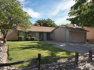 6908 Luella Anne Dr NE, Albuquerque, NM 87109