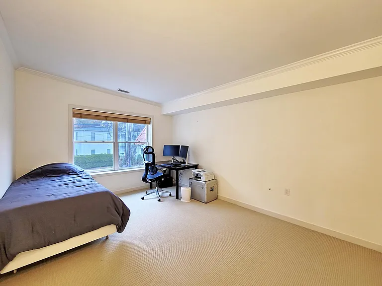 441 Piermont Ave — Photo 20
